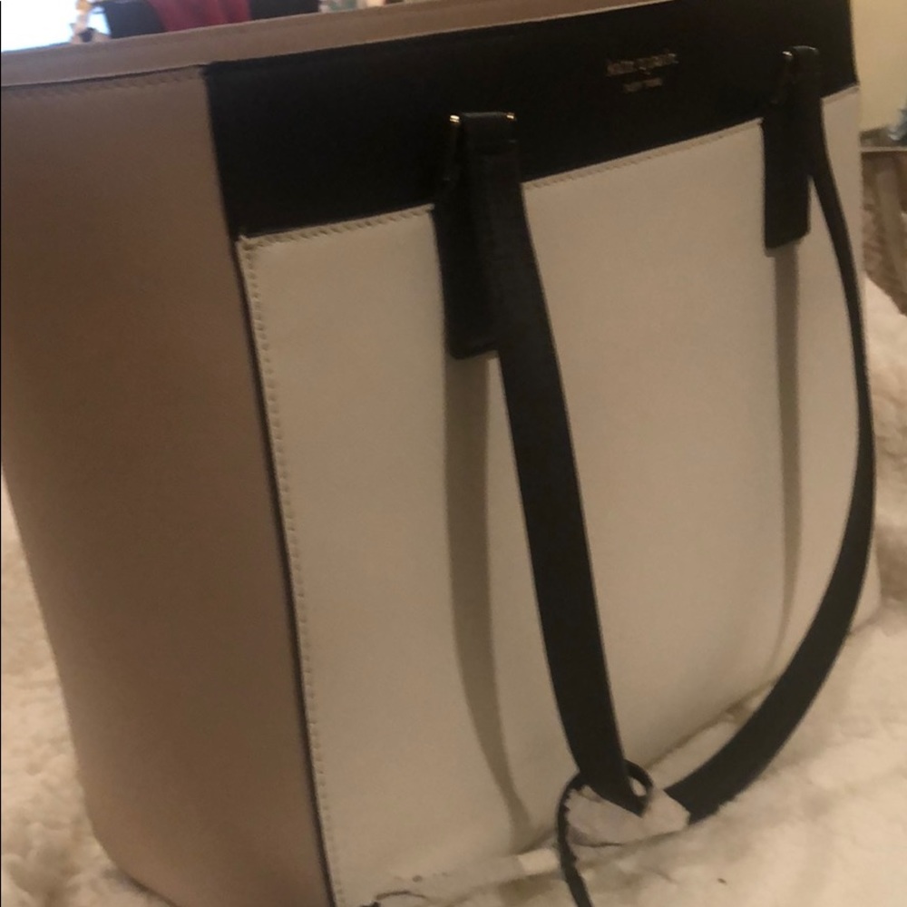 Kate Spade Classic Shoulder bag
